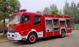 東風(fēng)天錦水罐消防車圖片