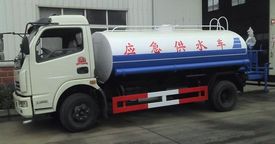 東風康霸灑水車圖片